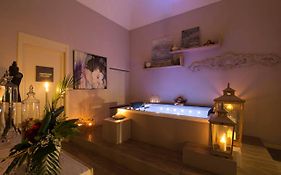 Corte Rossetti Le Dimore Luxury B&B